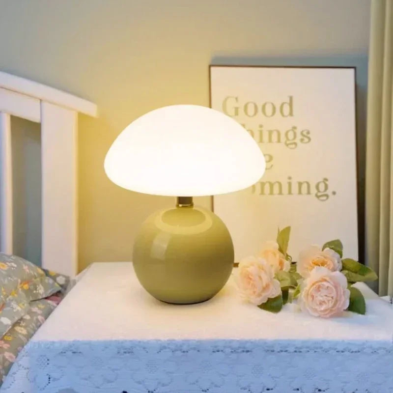 LED Mushroom Table Lamp - Pretty Lamp